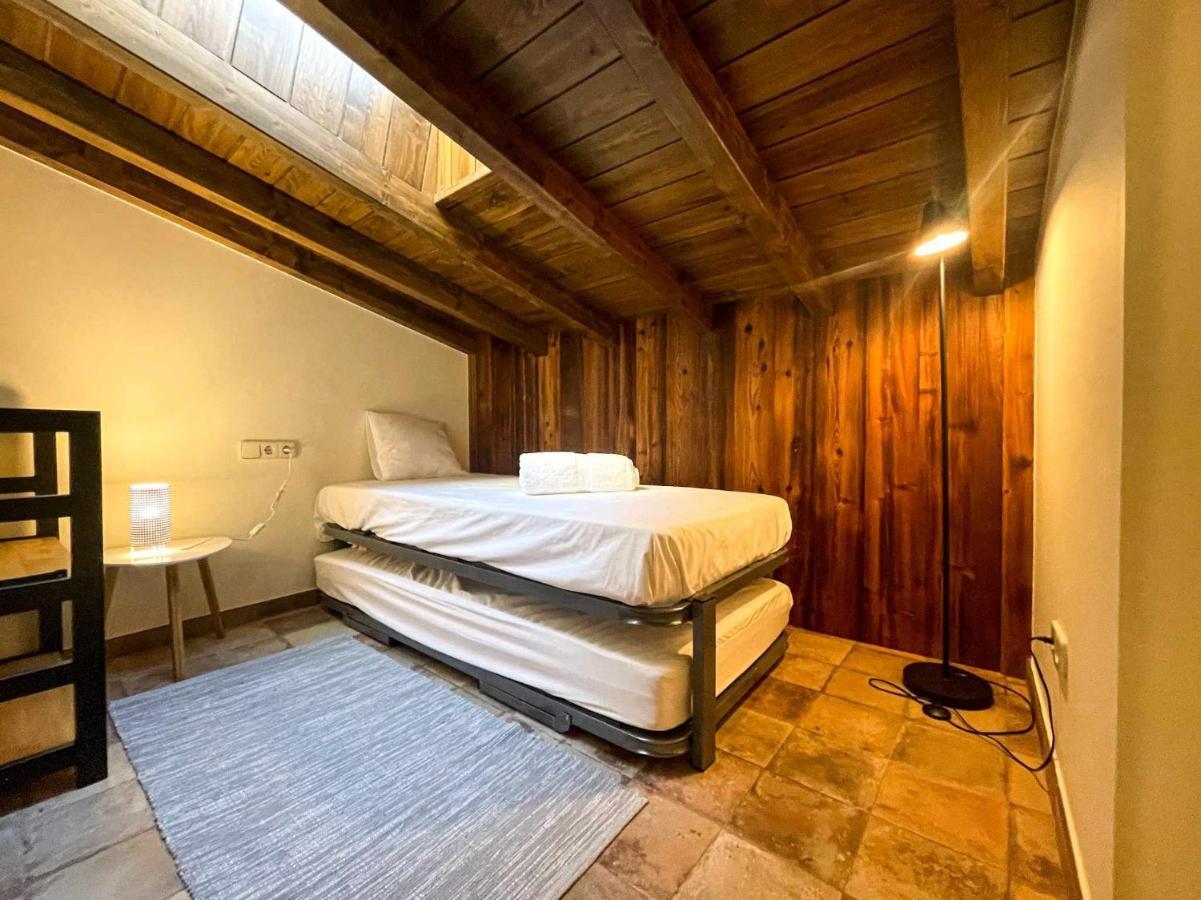 Puigcerda Cal Gatesques 4 Apartman Kültér fotó